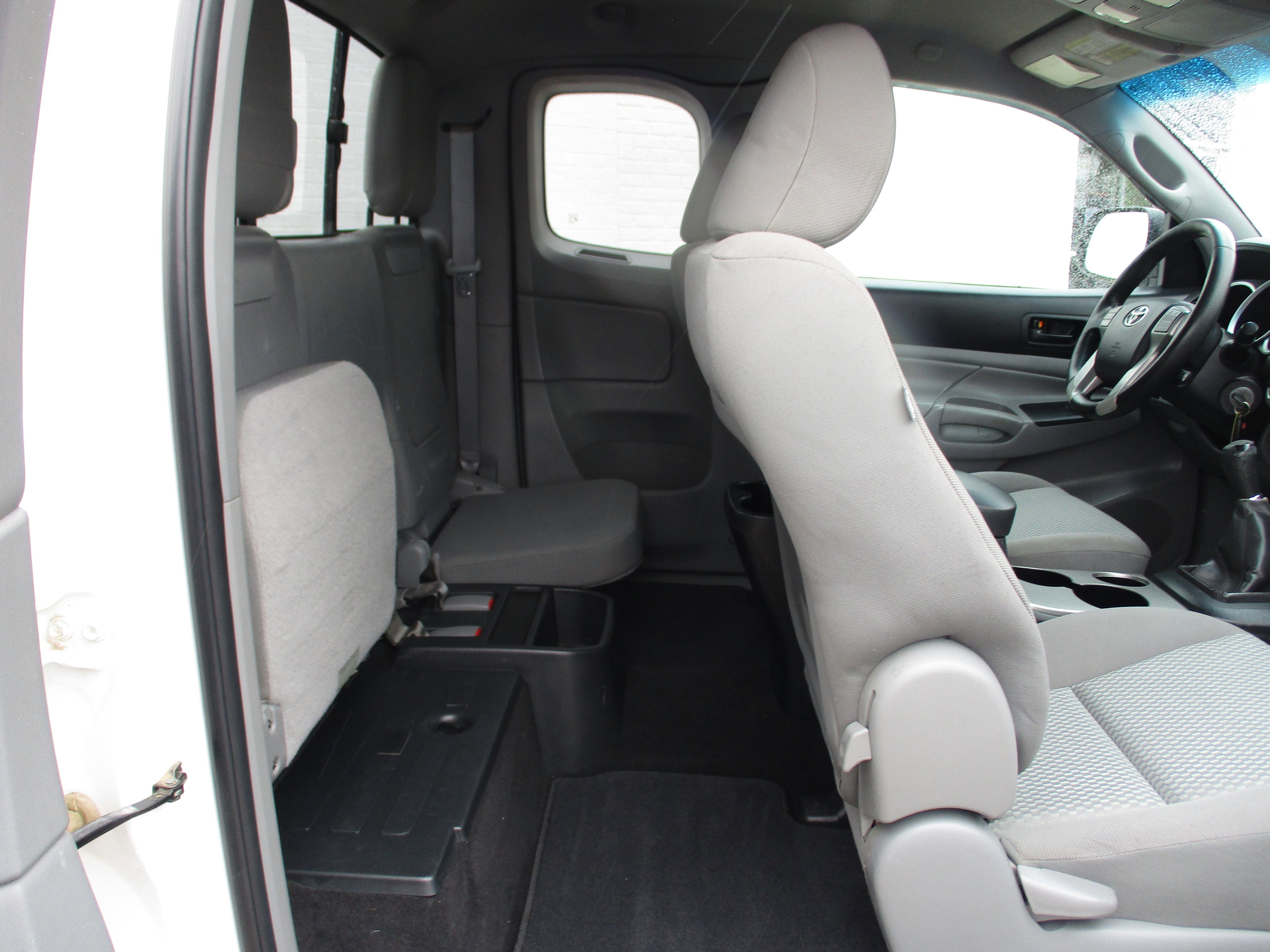 2013 Toyota Tacoma 4WD Access Cab I4 MT (Natl)