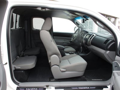 2013 Toyota Tacoma 4WD Access Cab I4 MT (Natl)