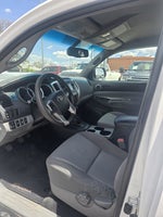 2013 Toyota Tacoma 4WD Access Cab I4 MT (Natl)