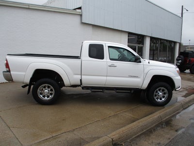 2013 Toyota Tacoma 4WD Access Cab I4 MT (Natl)