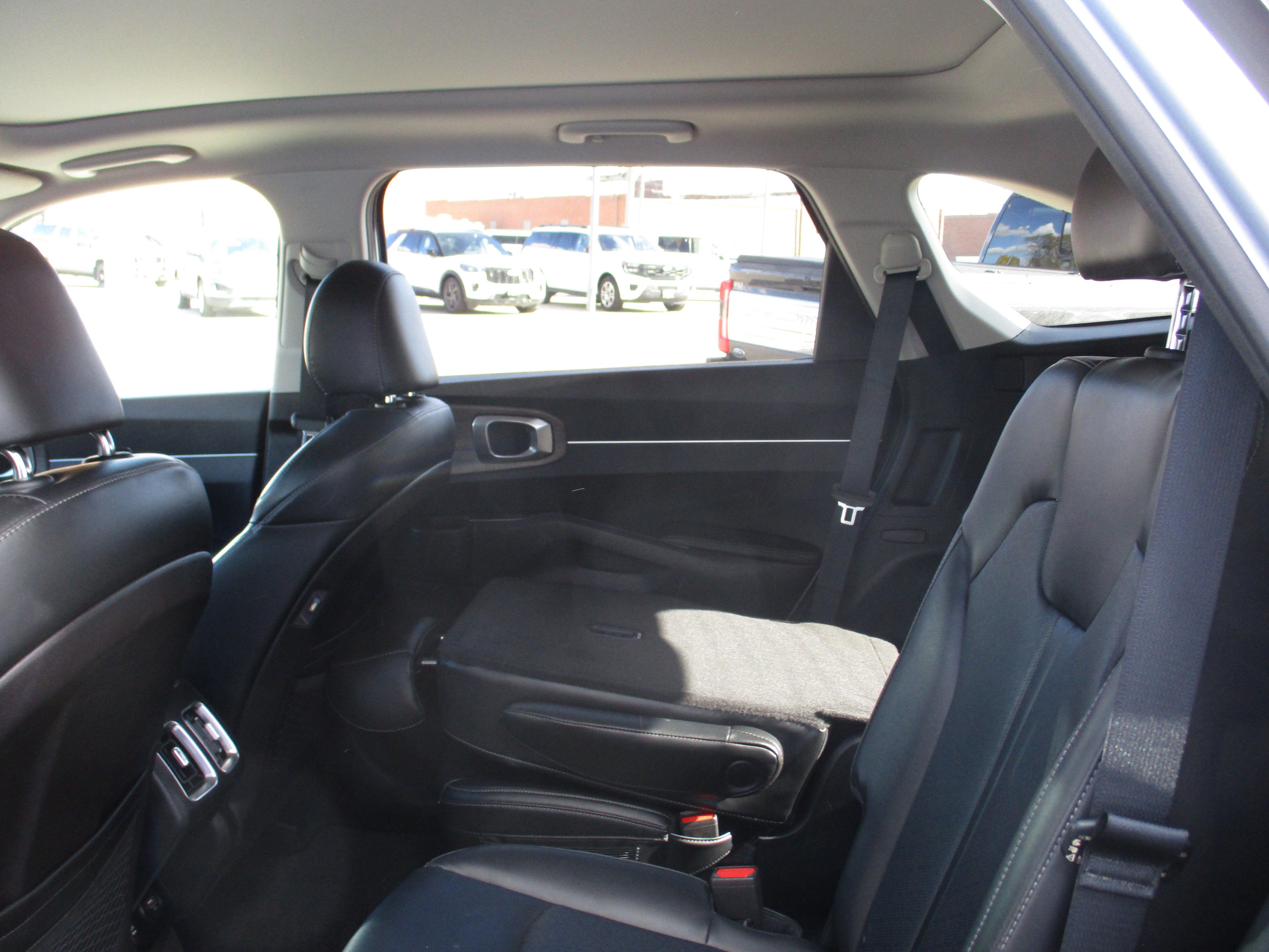 2022 Kia Sorento X-Line EX