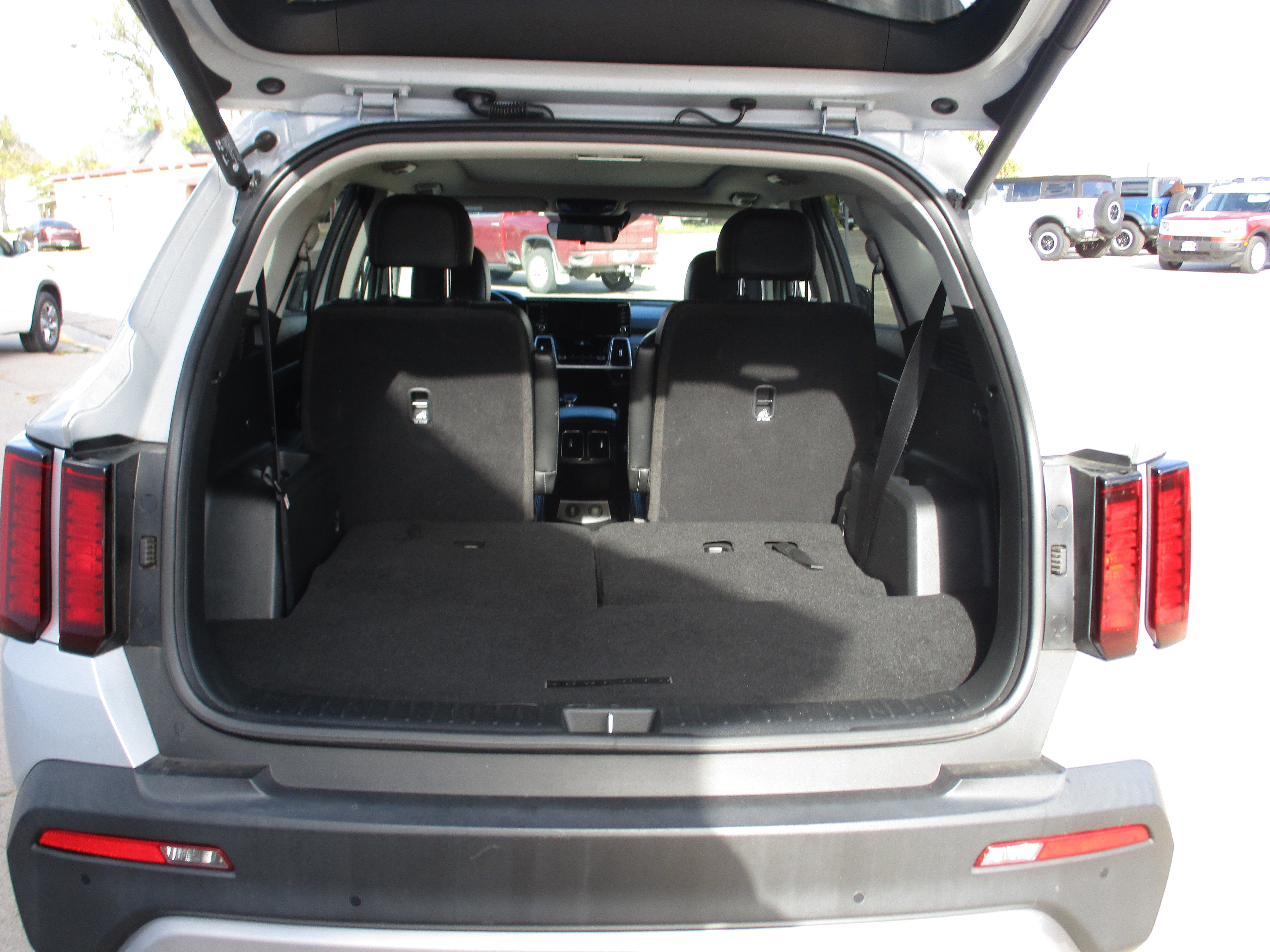 2022 Kia Sorento X-Line EX