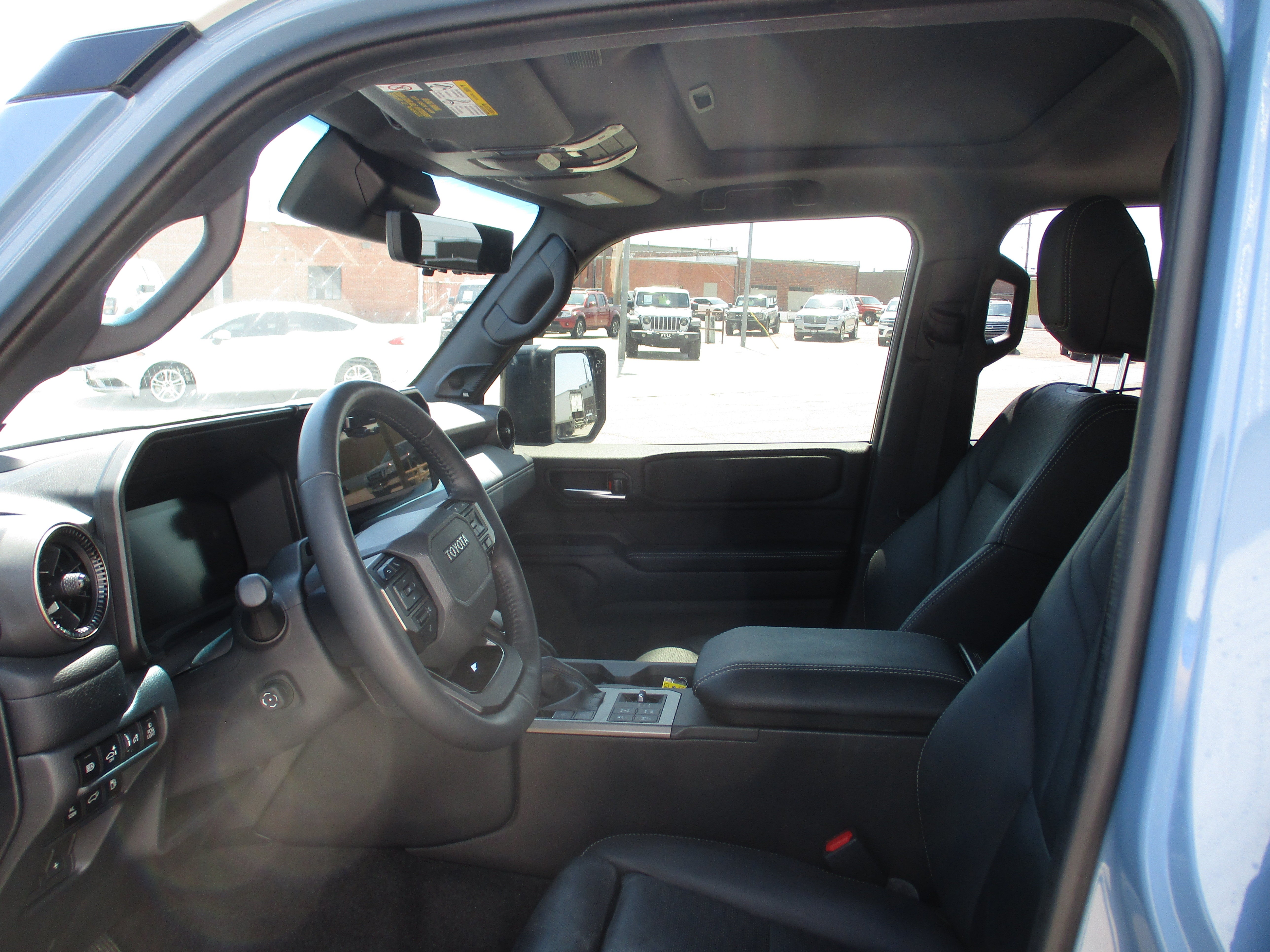 2025 Toyota Land Cruiser 4WD (Natl)