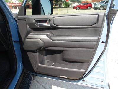 2025 Toyota Land Cruiser 4WD (Natl)
