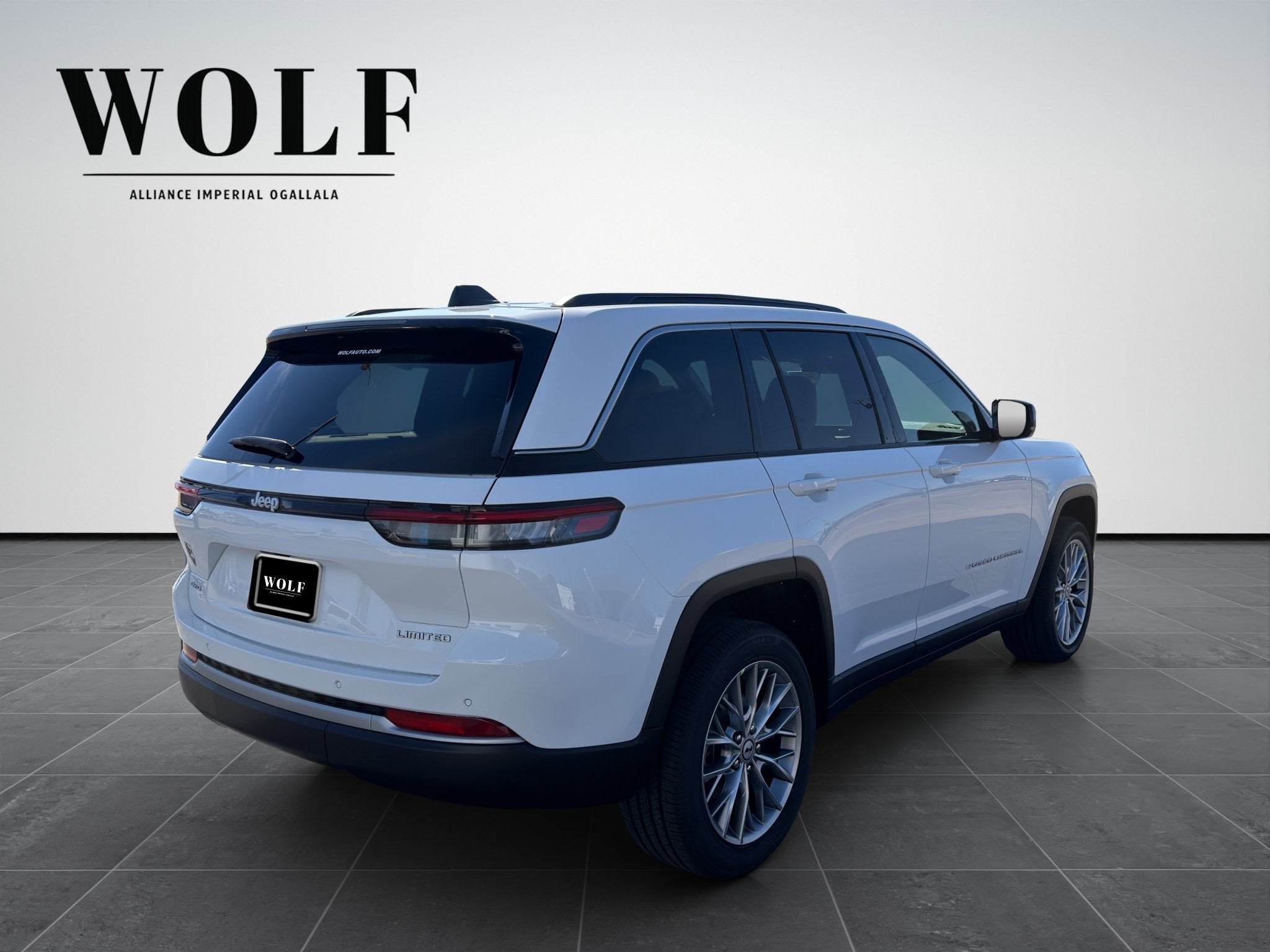2027 Jeep Grand Cherokee GRAND CHEROKEE LIMITED 4X4