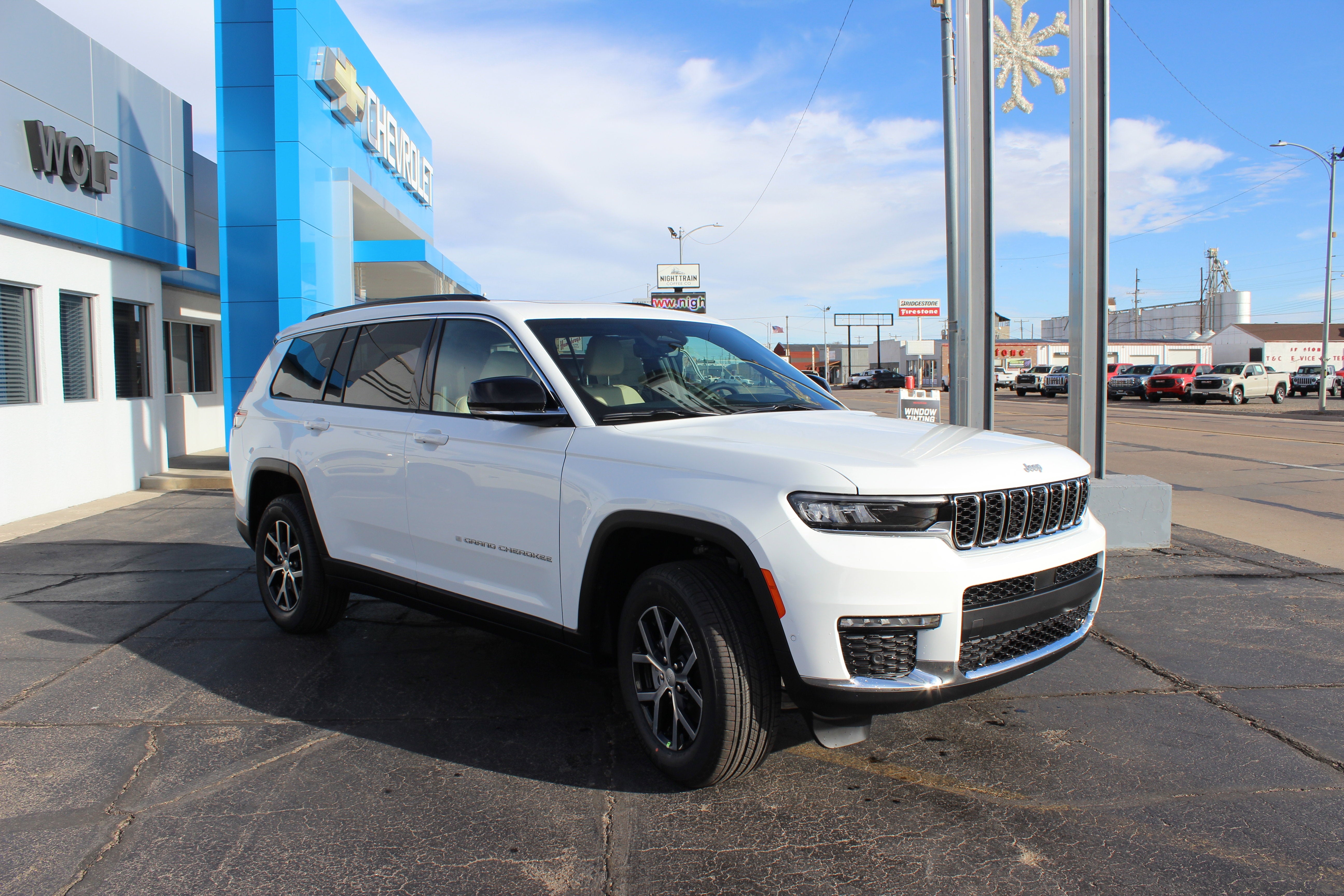 2025 Jeep Grand Cherokee GRAND CHEROKEE L LIMITED 4X4