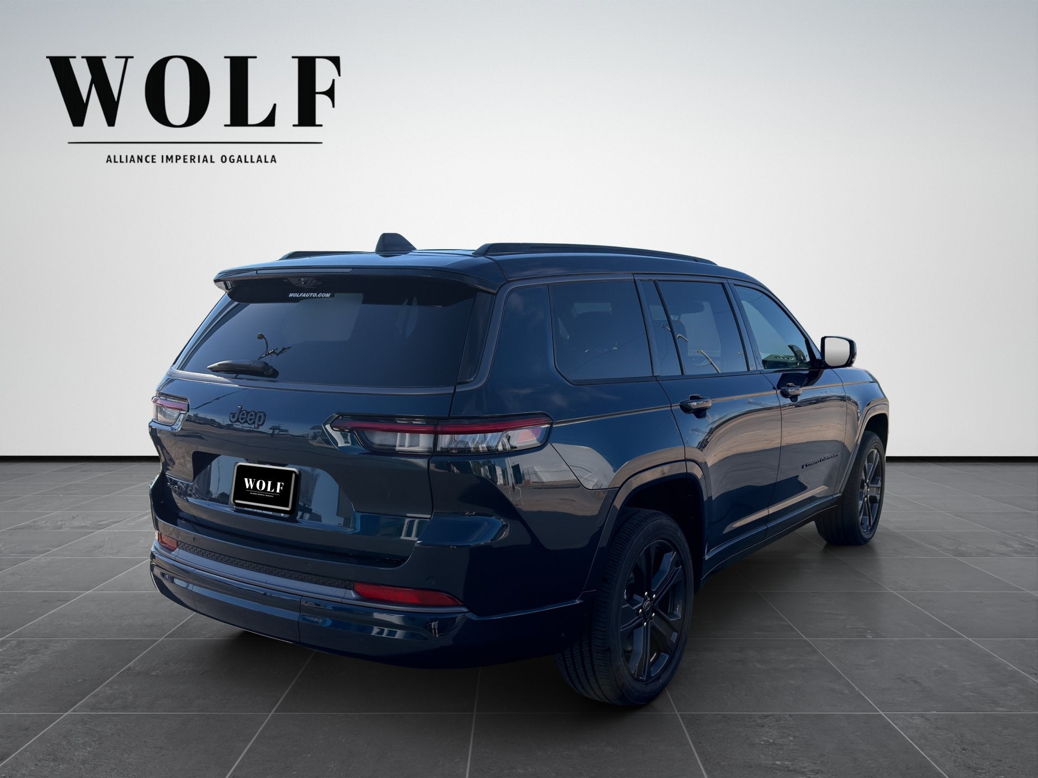2027 Jeep Grand Cherokee GRAND CHEROKEE L LIMITED RESERVE 4X4