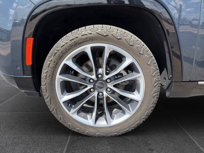 2023 Jeep Wagoneer L Series III 4x4