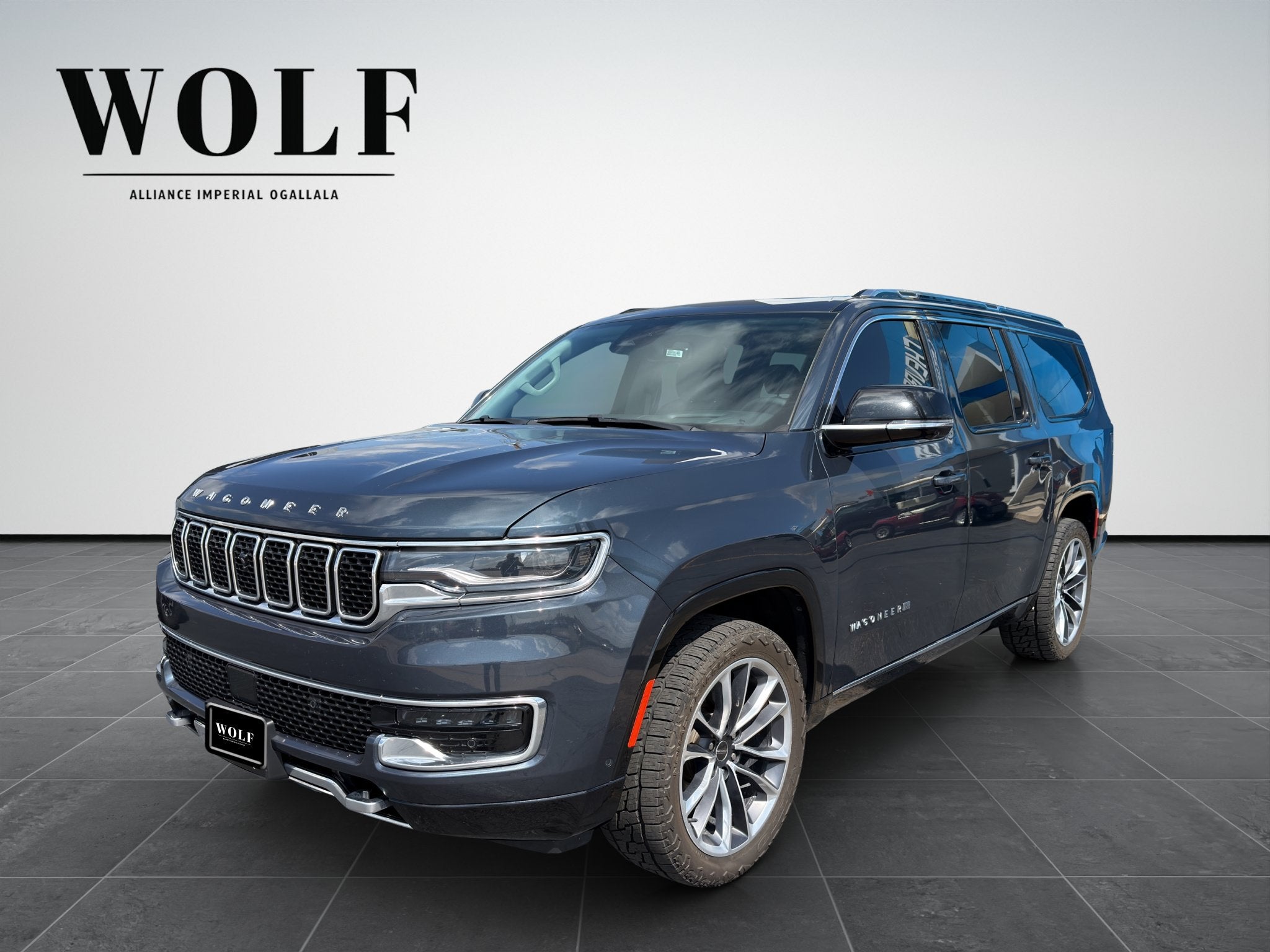 2023 Jeep Wagoneer L Series III 4x4