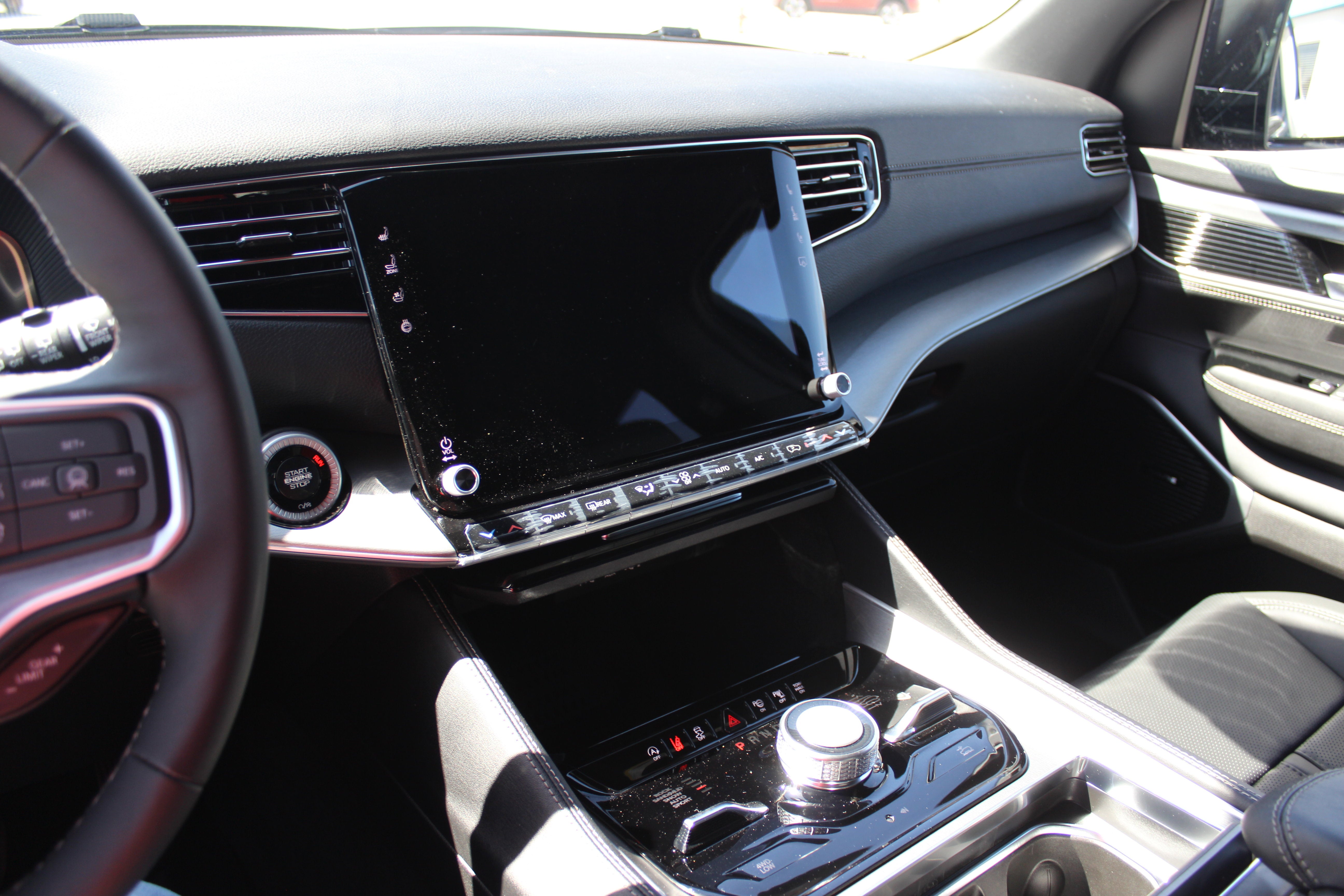 2026 Jeep Grand Wagoneer GRAND WAGONEER UPLAND 4X4