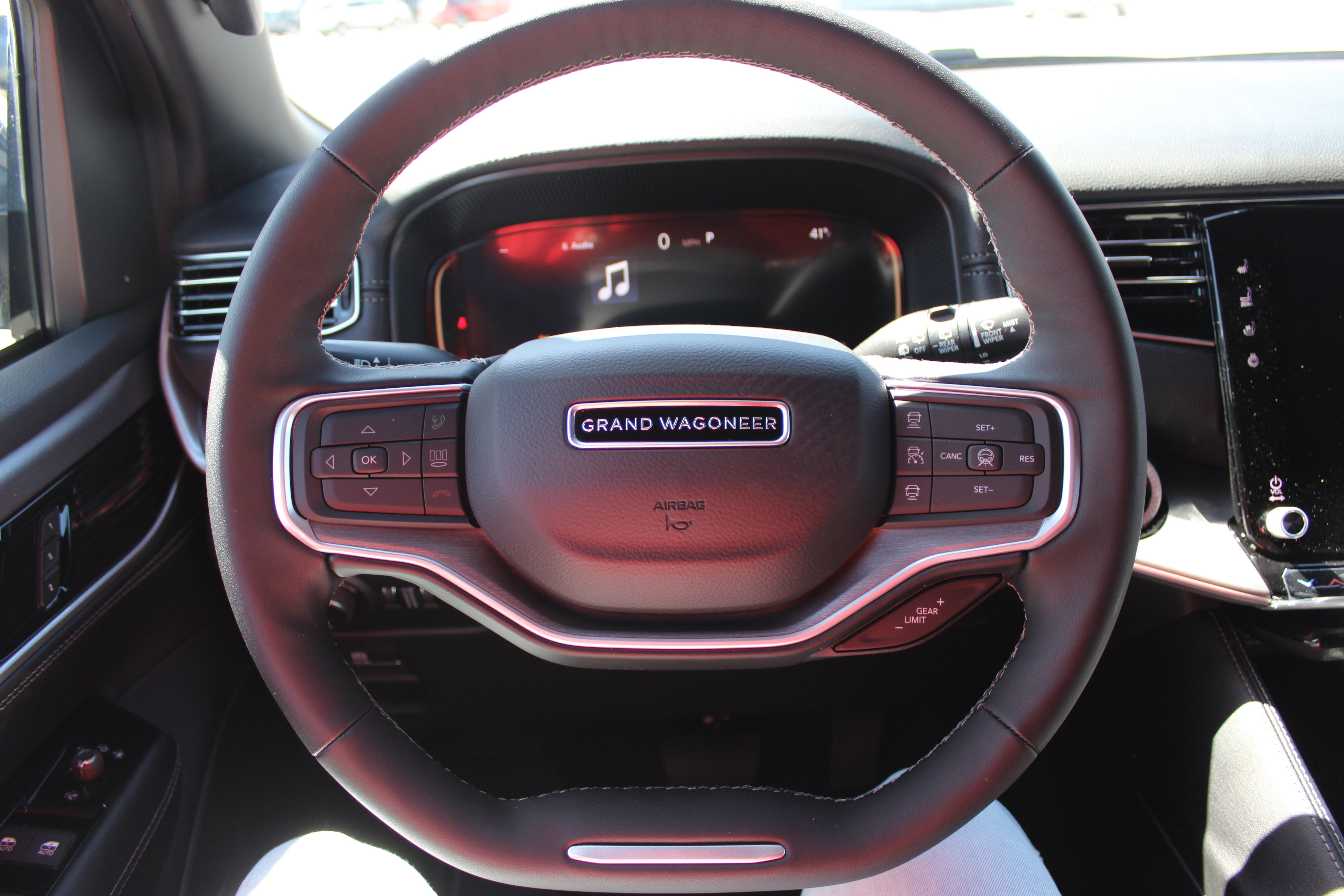 2026 Jeep Grand Wagoneer GRAND WAGONEER UPLAND 4X4