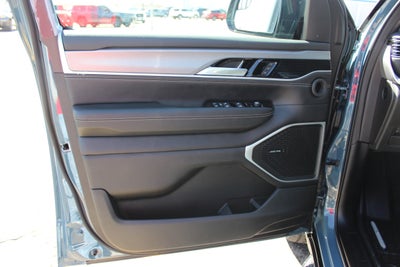 2026 Jeep Grand Wagoneer GRAND WAGONEER UPLAND 4X4