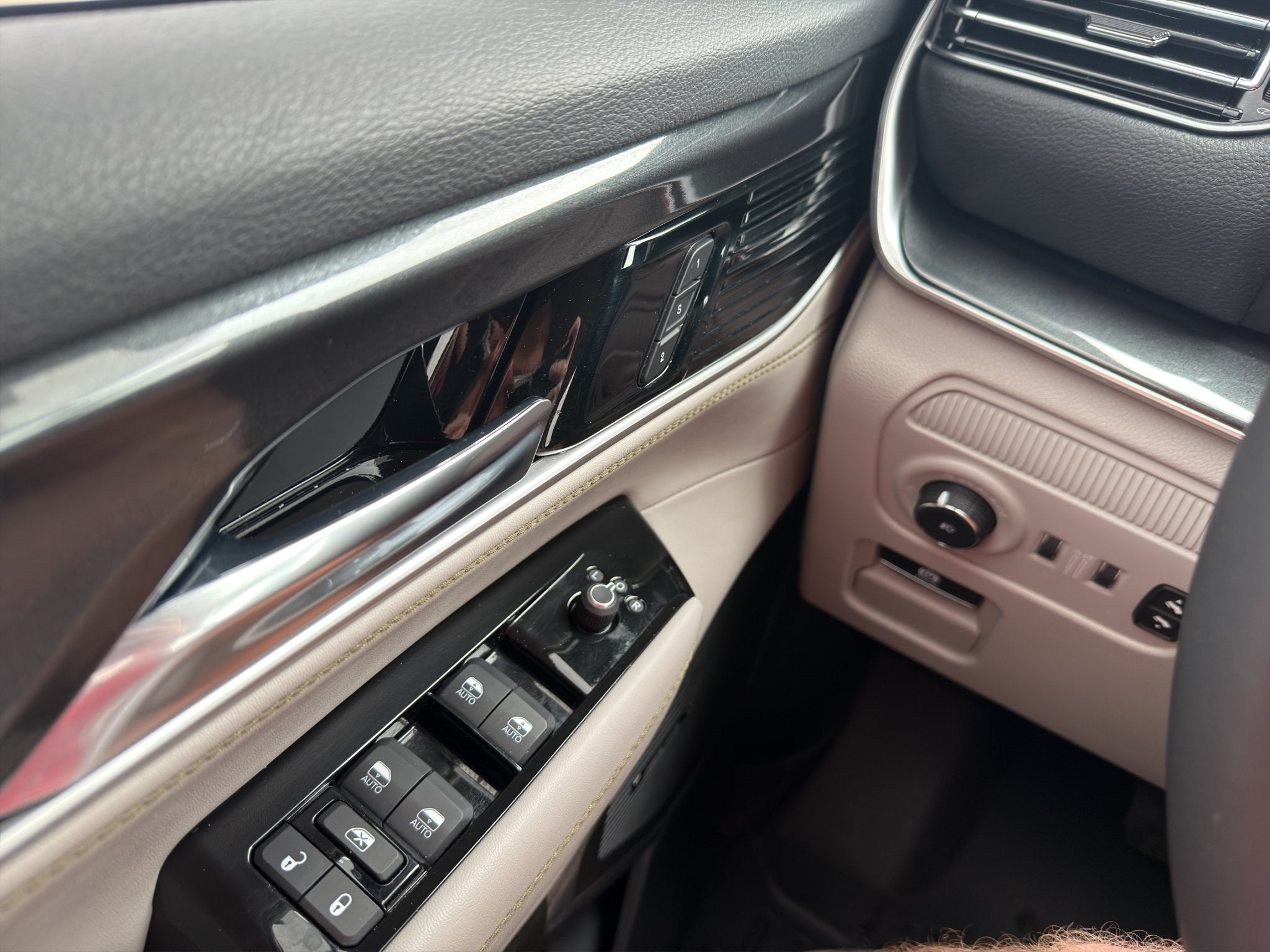 2022 Jeep Wagoneer Series I 4x4