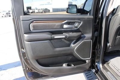 2021 RAM 1500 Laramie Crew Cab 4x4 5'7' Box