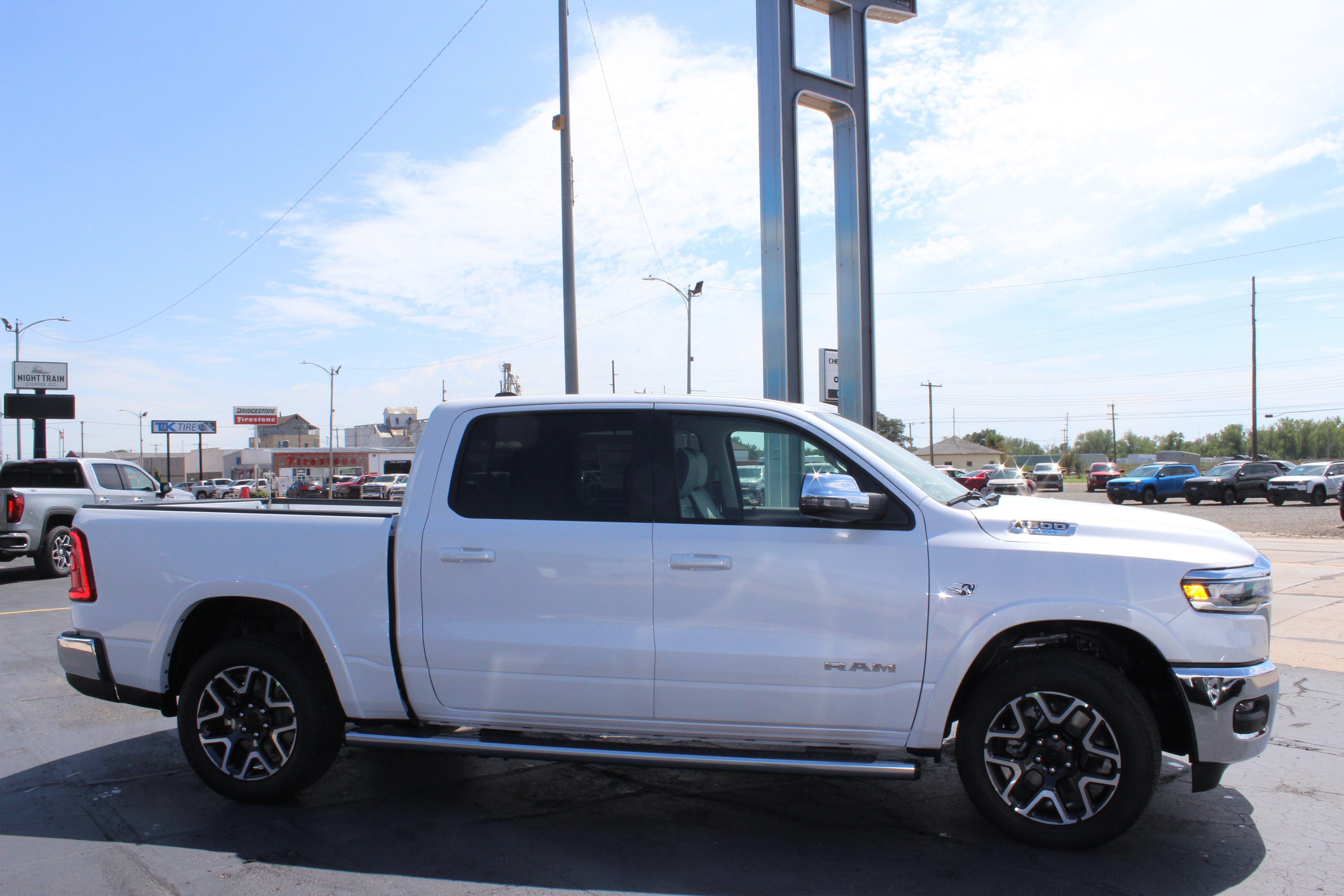2027 RAM Ram 1500 RAM 1500 LARAMIE CREW CAB 4X4 5'7' BOX