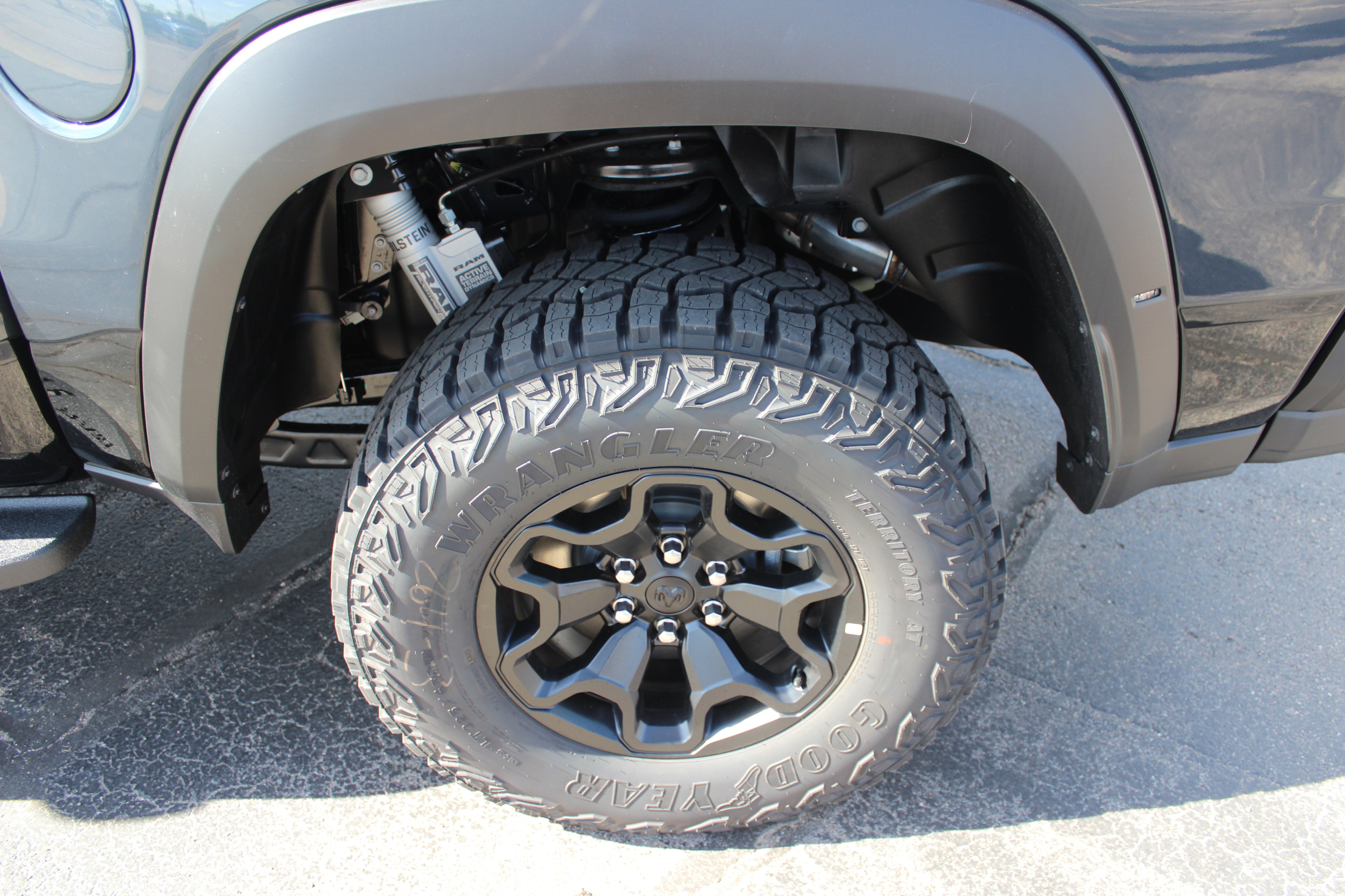 2026 RAM Ram 1500 RAM 1500 RHO CREW CAB 4X4 5'7' BOX