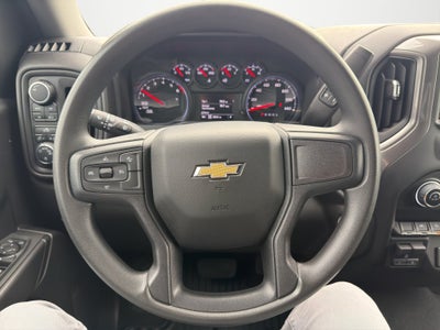2023 Chevrolet Silverado 1500 4WD Crew Cab Short Bed Custom