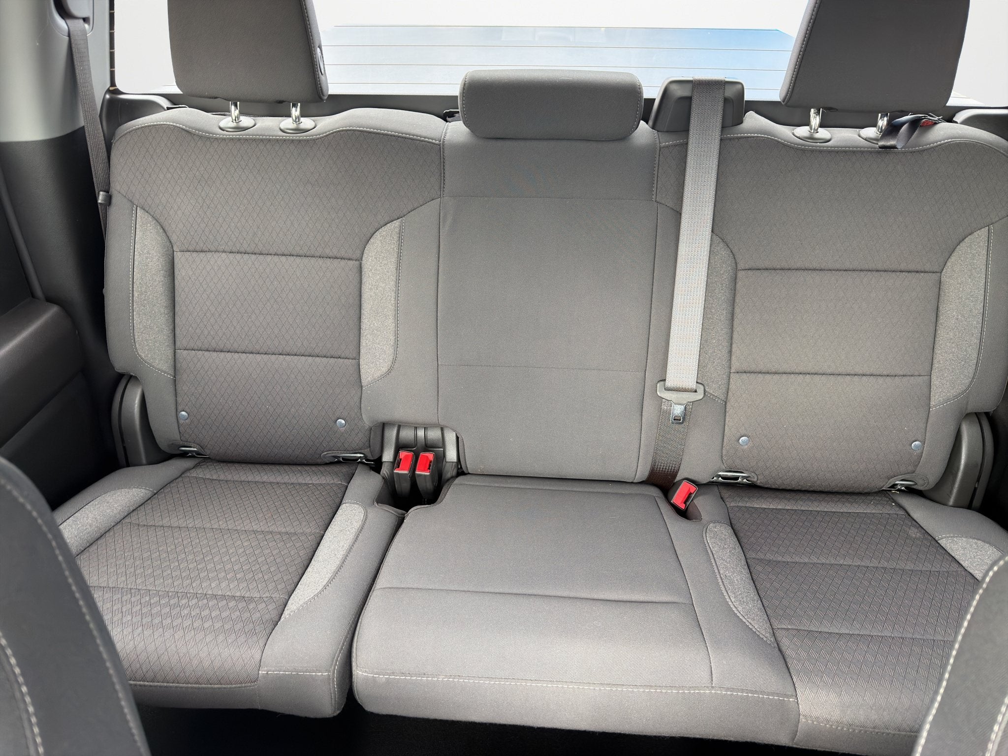 2023 Chevrolet Silverado 1500 4WD Crew Cab Short Bed Custom