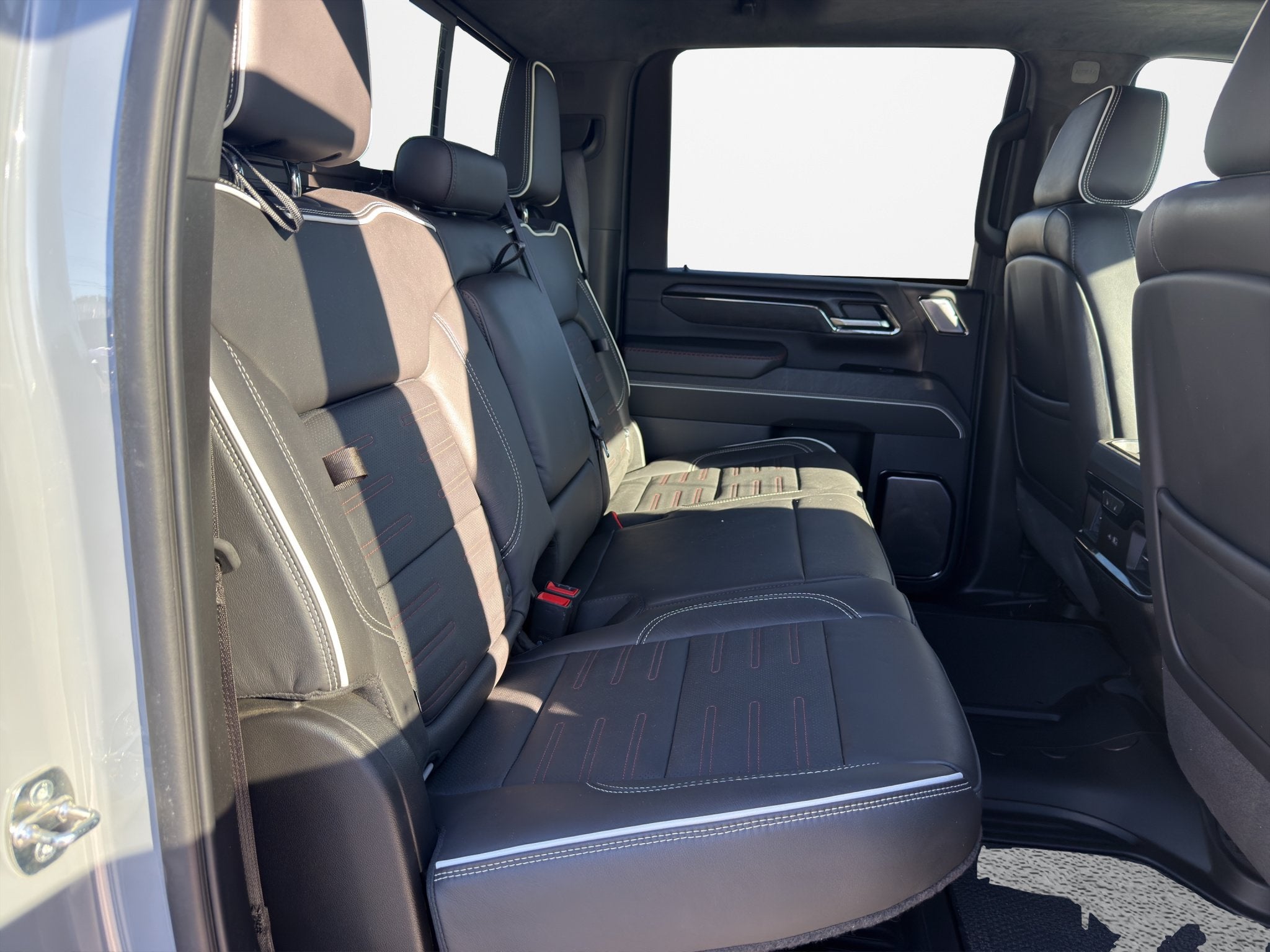 2024 GMC Sierra 2500HD 4WD Crew Cab Standard Bed AT4X