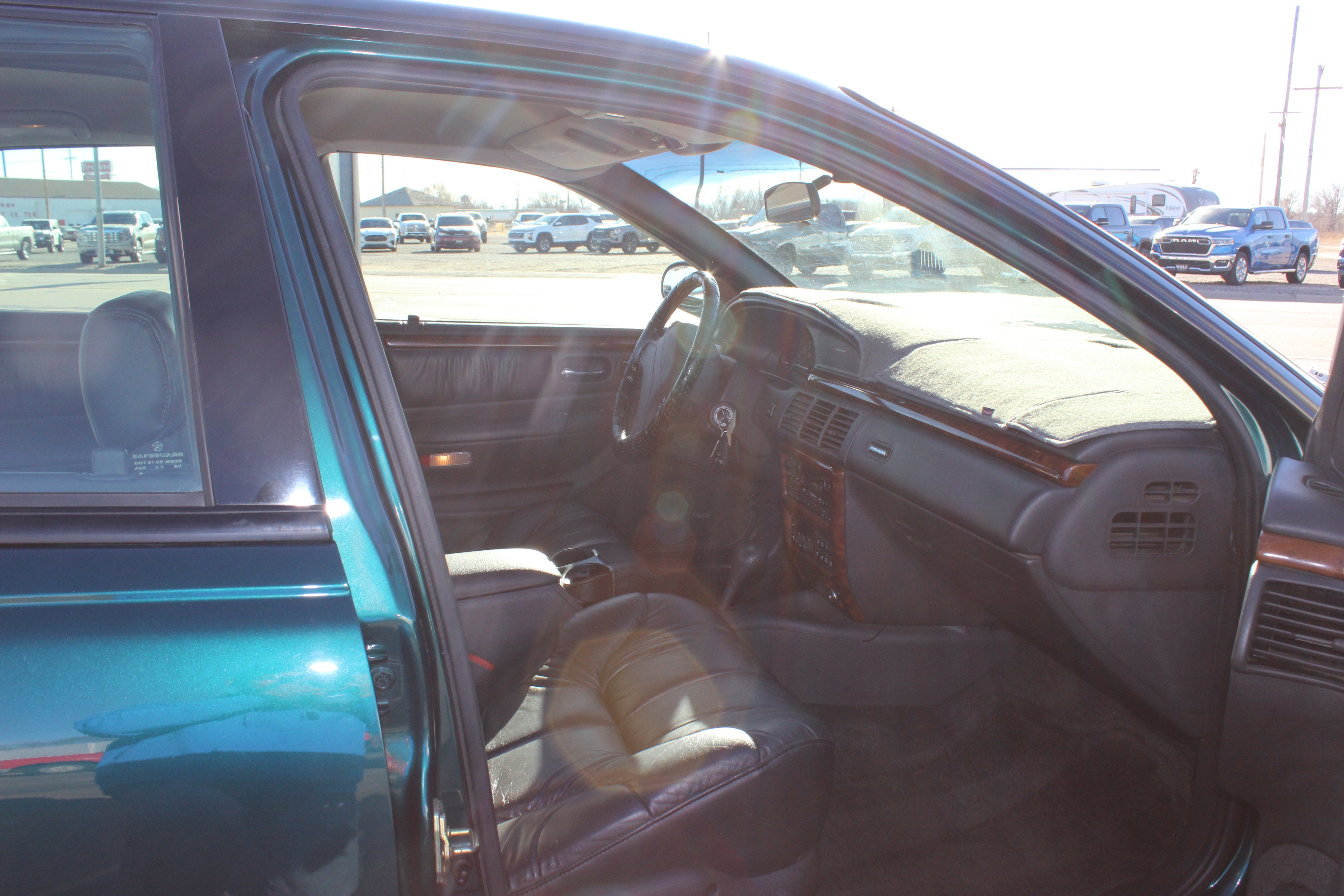 1994 Chrysler LHS 4dr Sedan