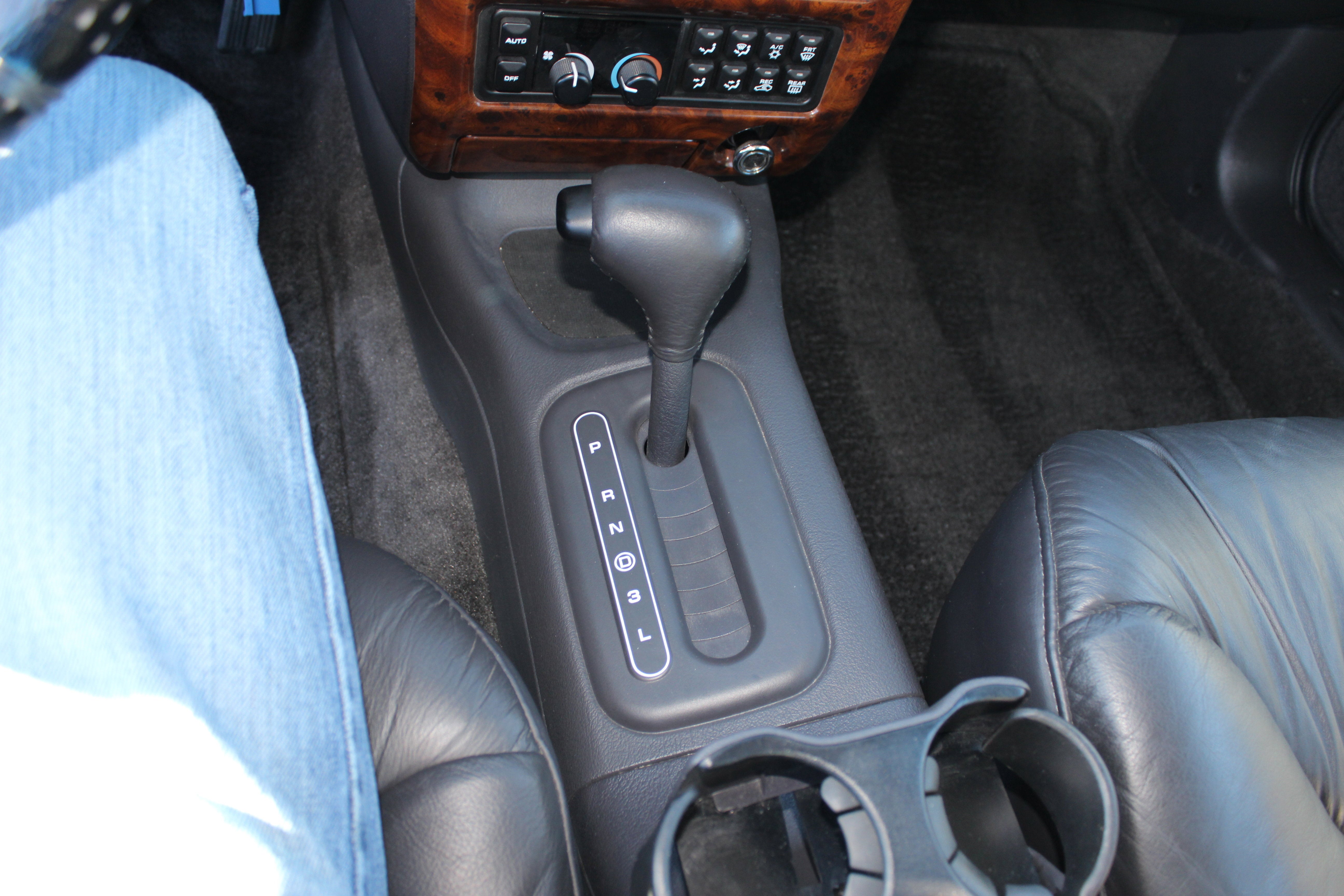 1994 Chrysler LHS 4dr Sedan