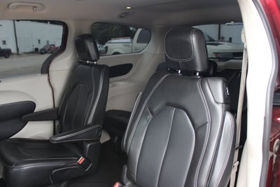 2020 Chrysler Voyager LXI