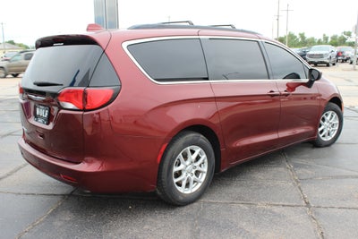 2020 Chrysler Voyager LXI