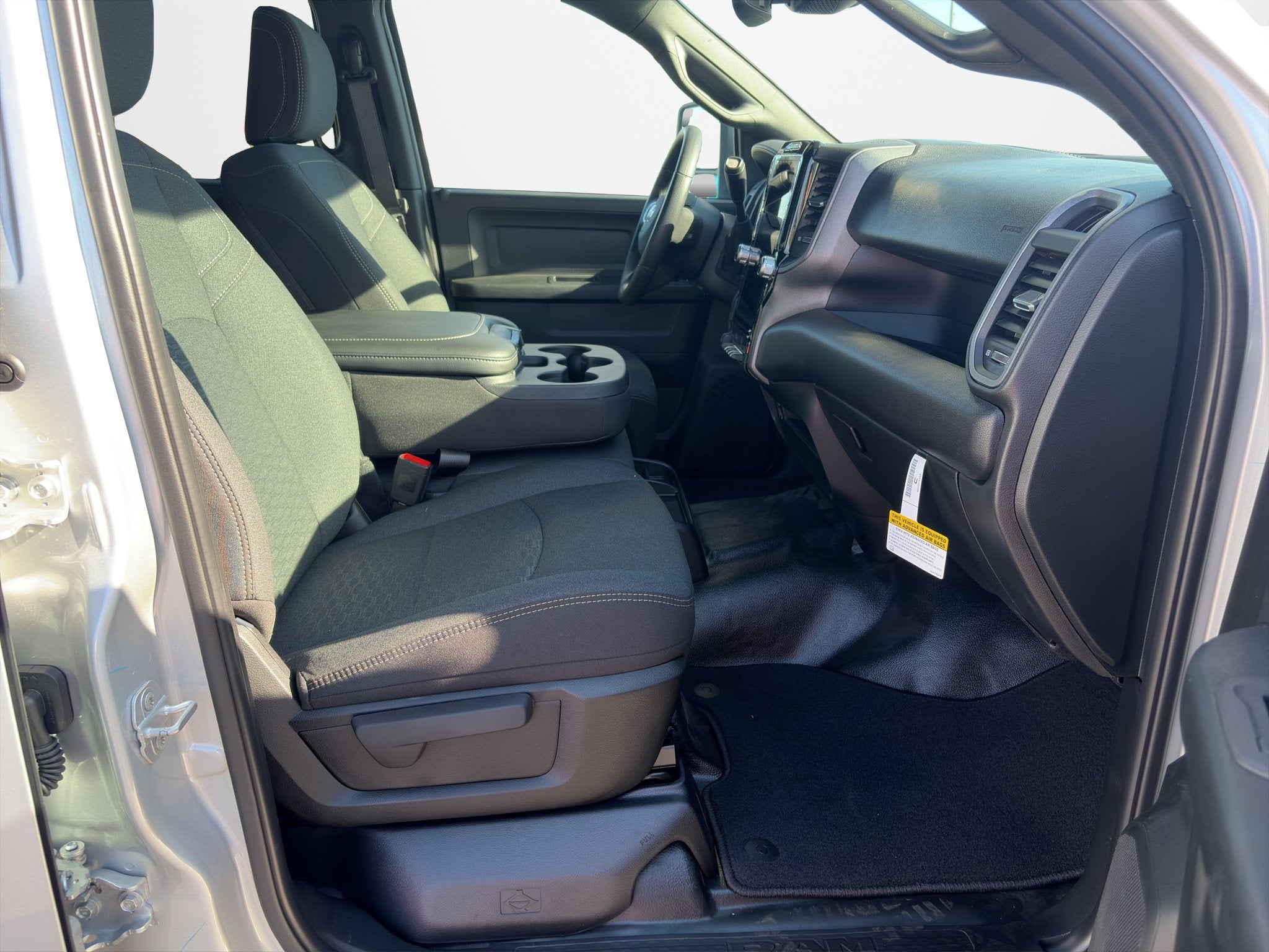 2027 RAM Ram 2500 RAM 2500 TRADESMAN CREW CAB 4X4 6'4' BOX
