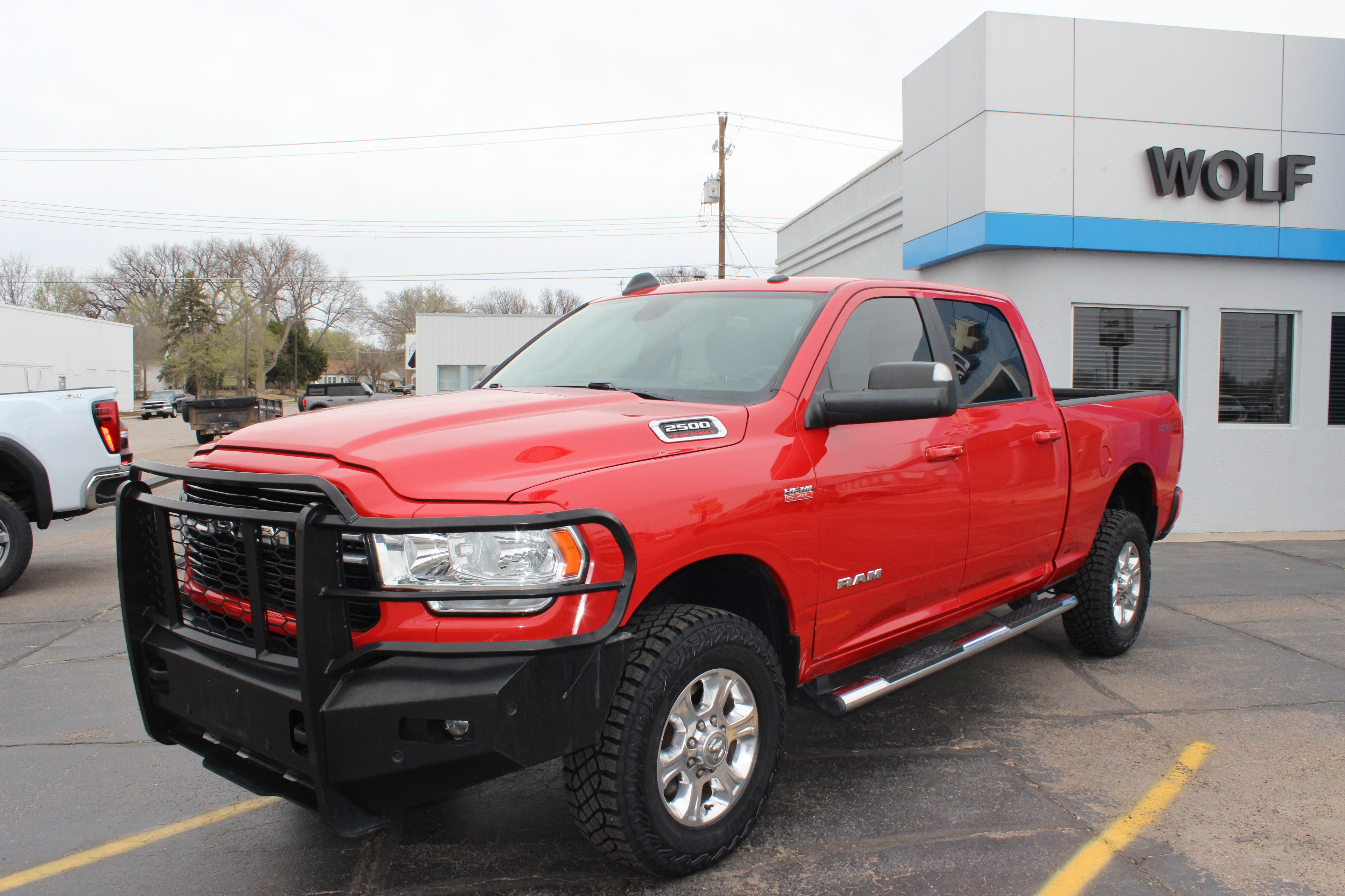 2019 RAM 2500 Big Horn Crew Cab 4x4 6'4' Box