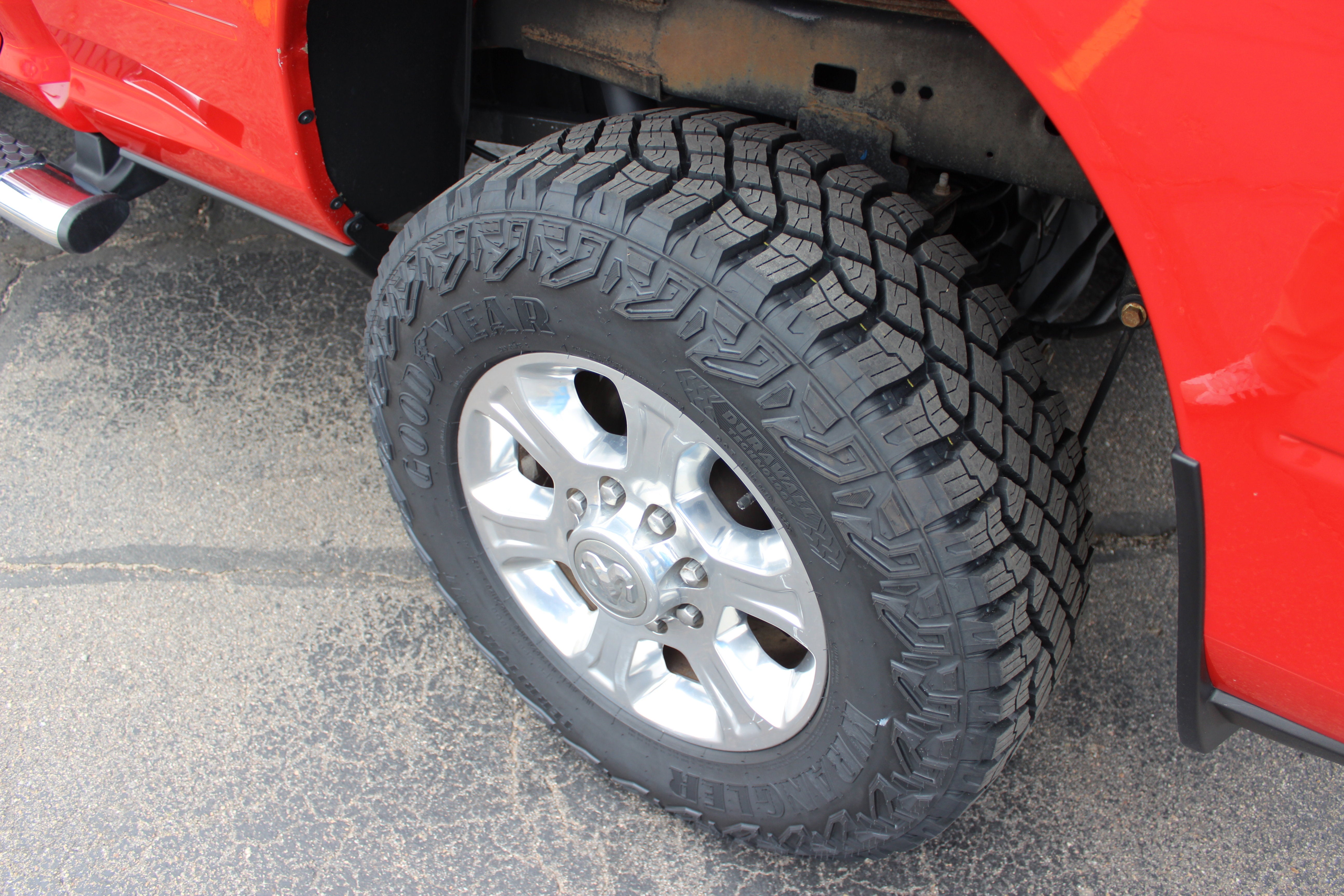 2019 RAM 2500 Big Horn Crew Cab 4x4 6'4' Box