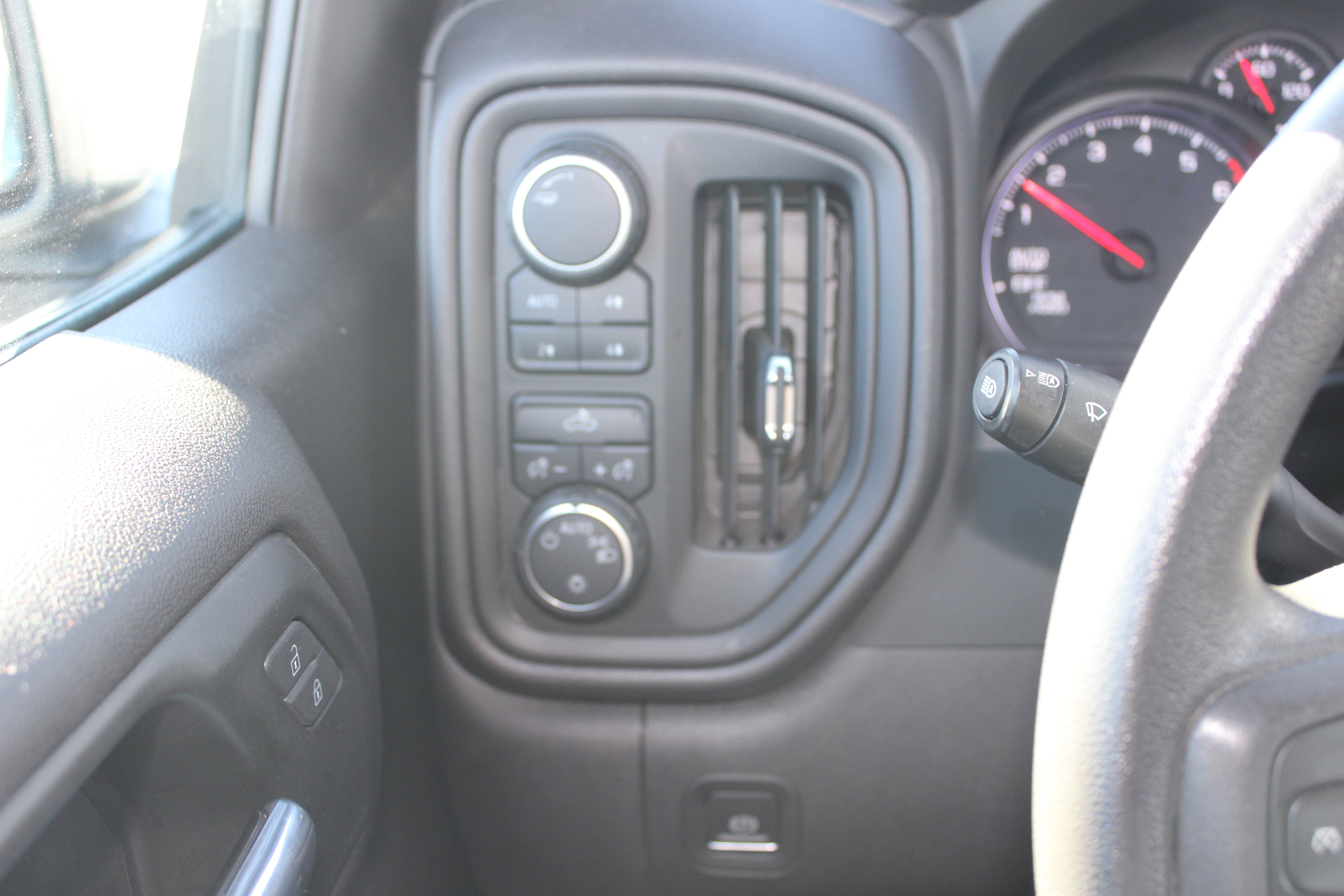 2023 Chevrolet Silverado 1500 4WD Regular Cab Long Bed WT