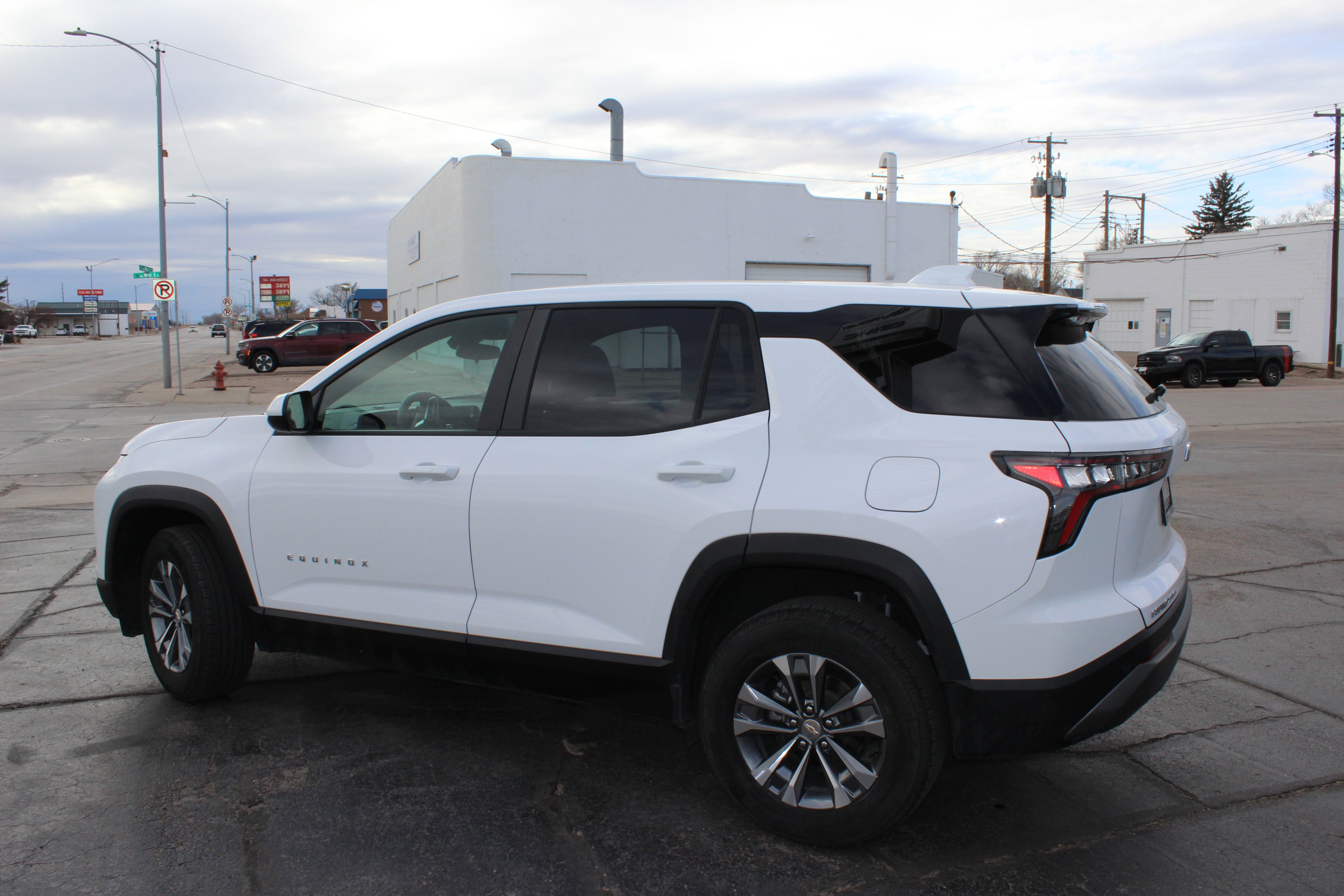 2025 Chevrolet Equinox AWD LT