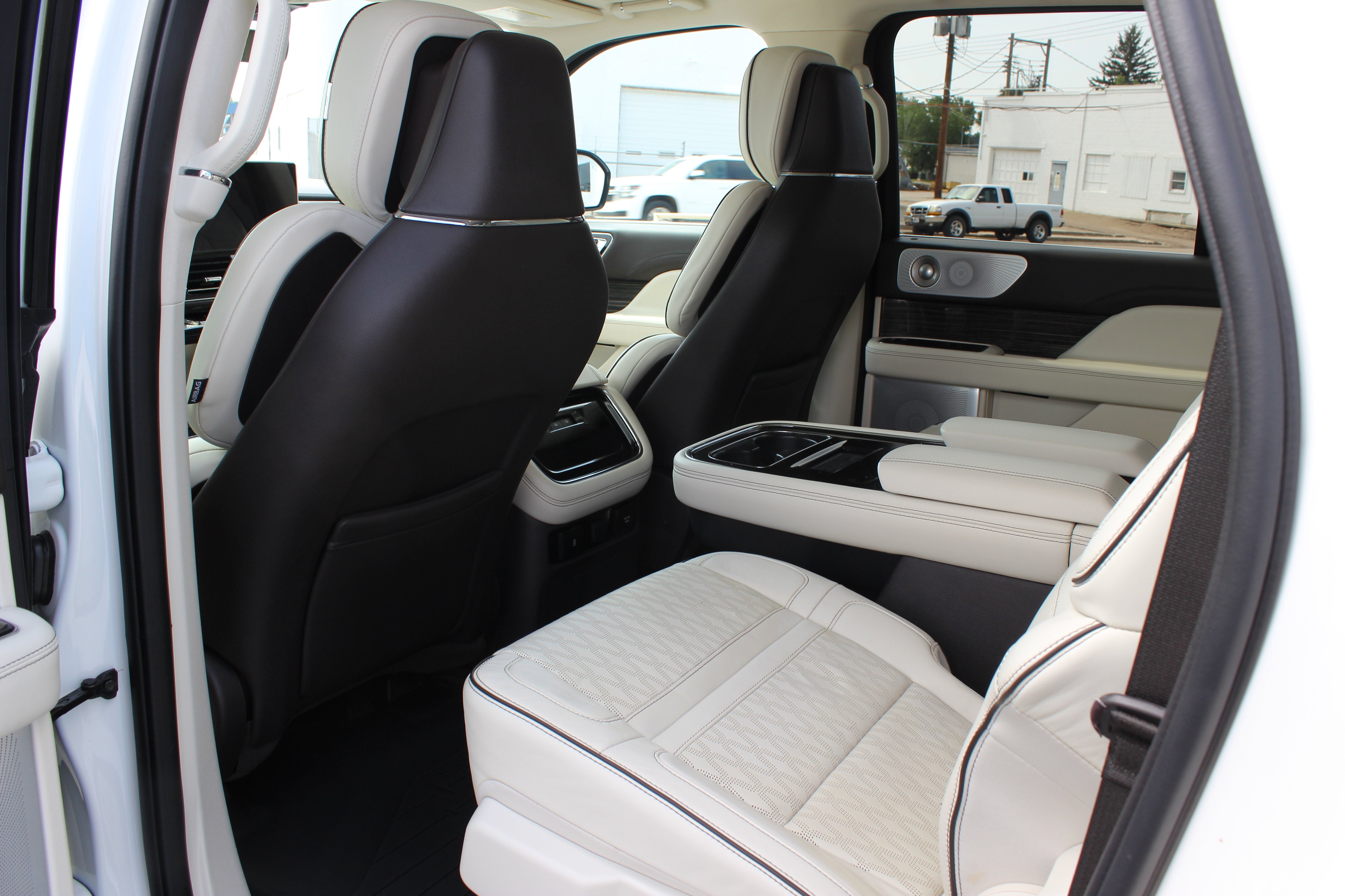 2023 Lincoln Navigator Black Label L