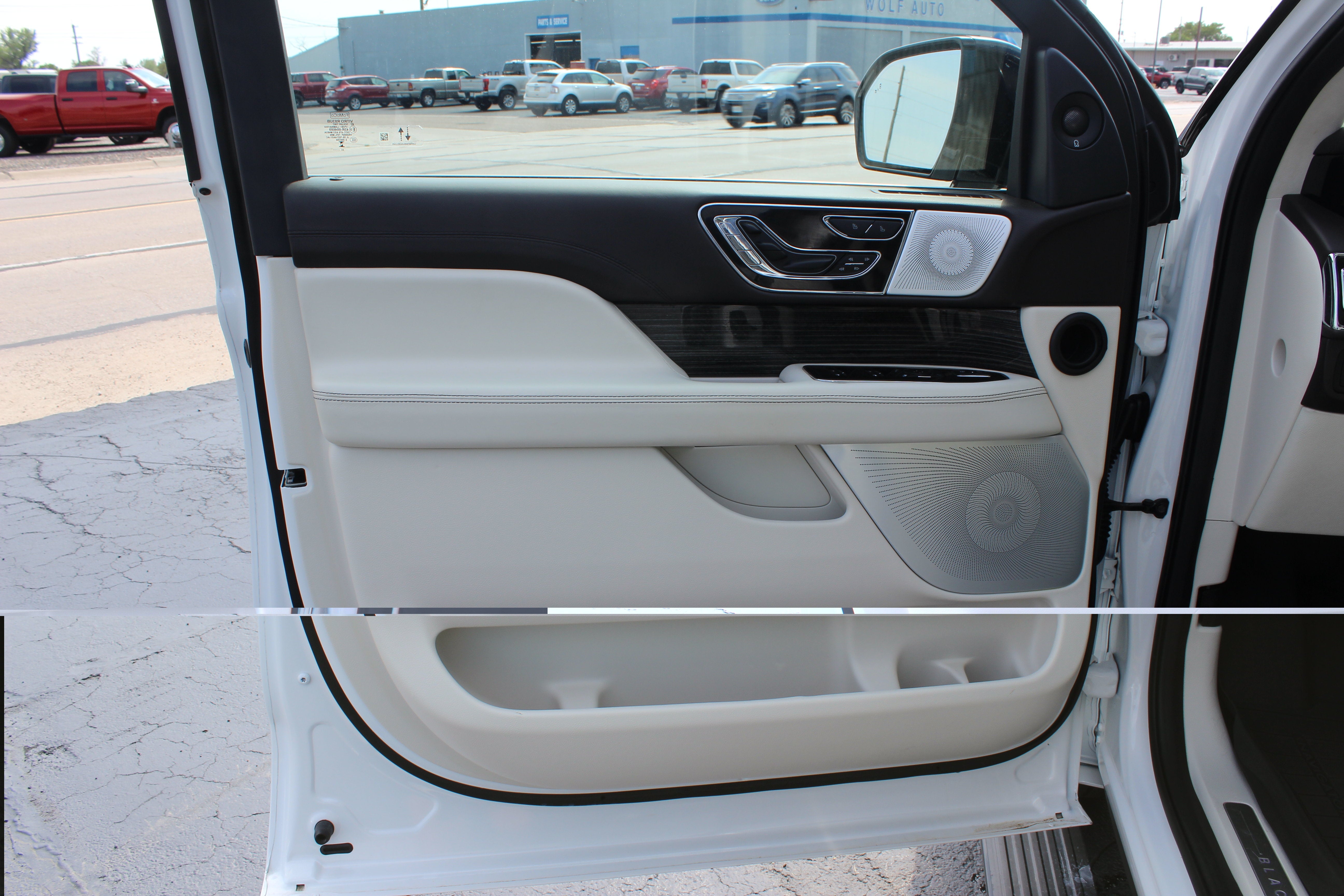 2023 Lincoln Navigator Black Label L
