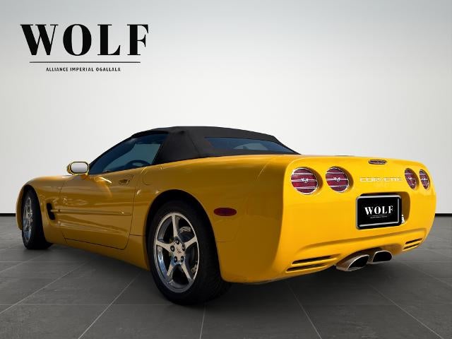 2004 Chevrolet Corvette Base