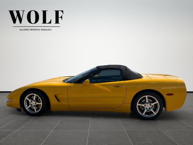 2004 Chevrolet Corvette Base