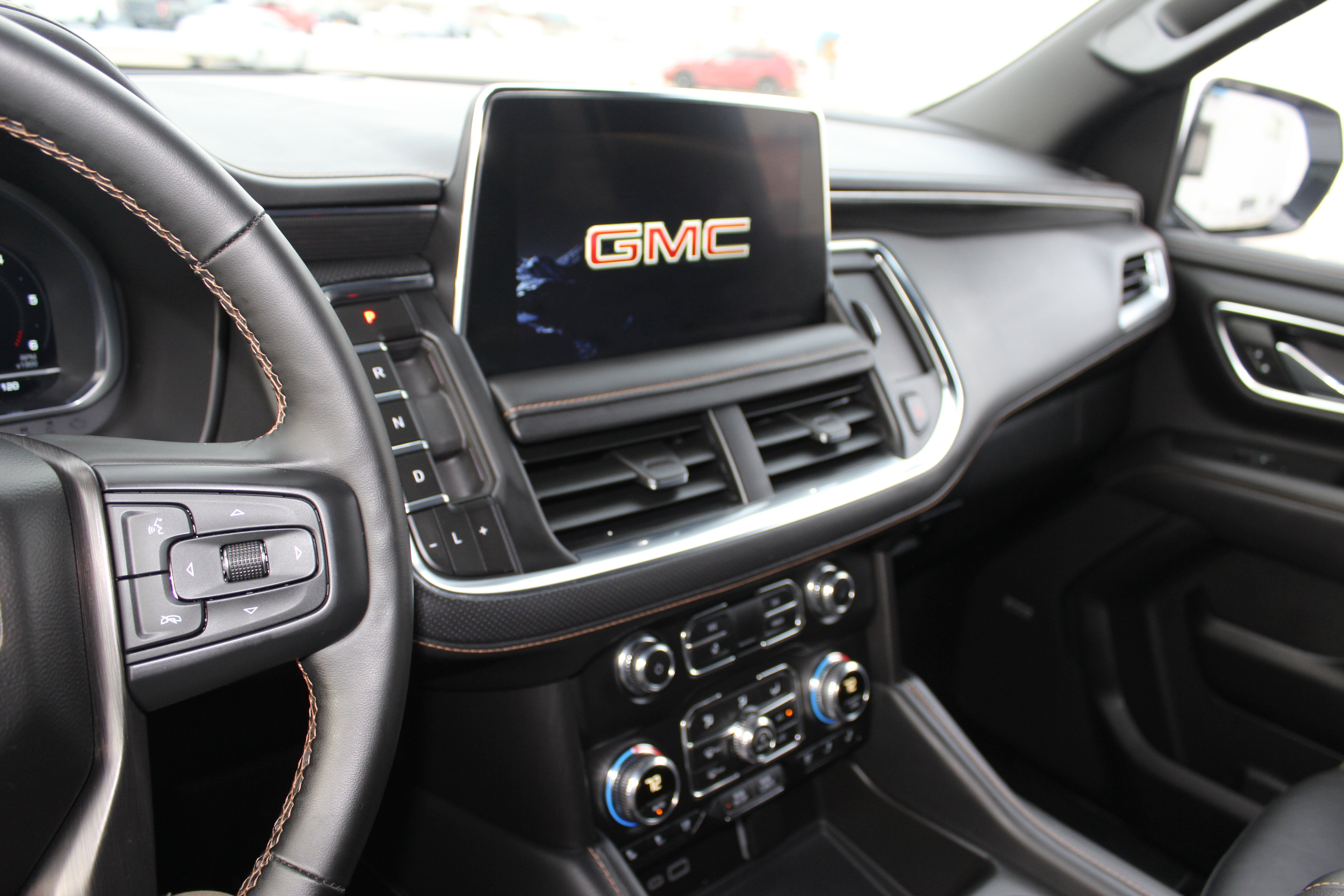 2023 GMC Yukon XL AT4