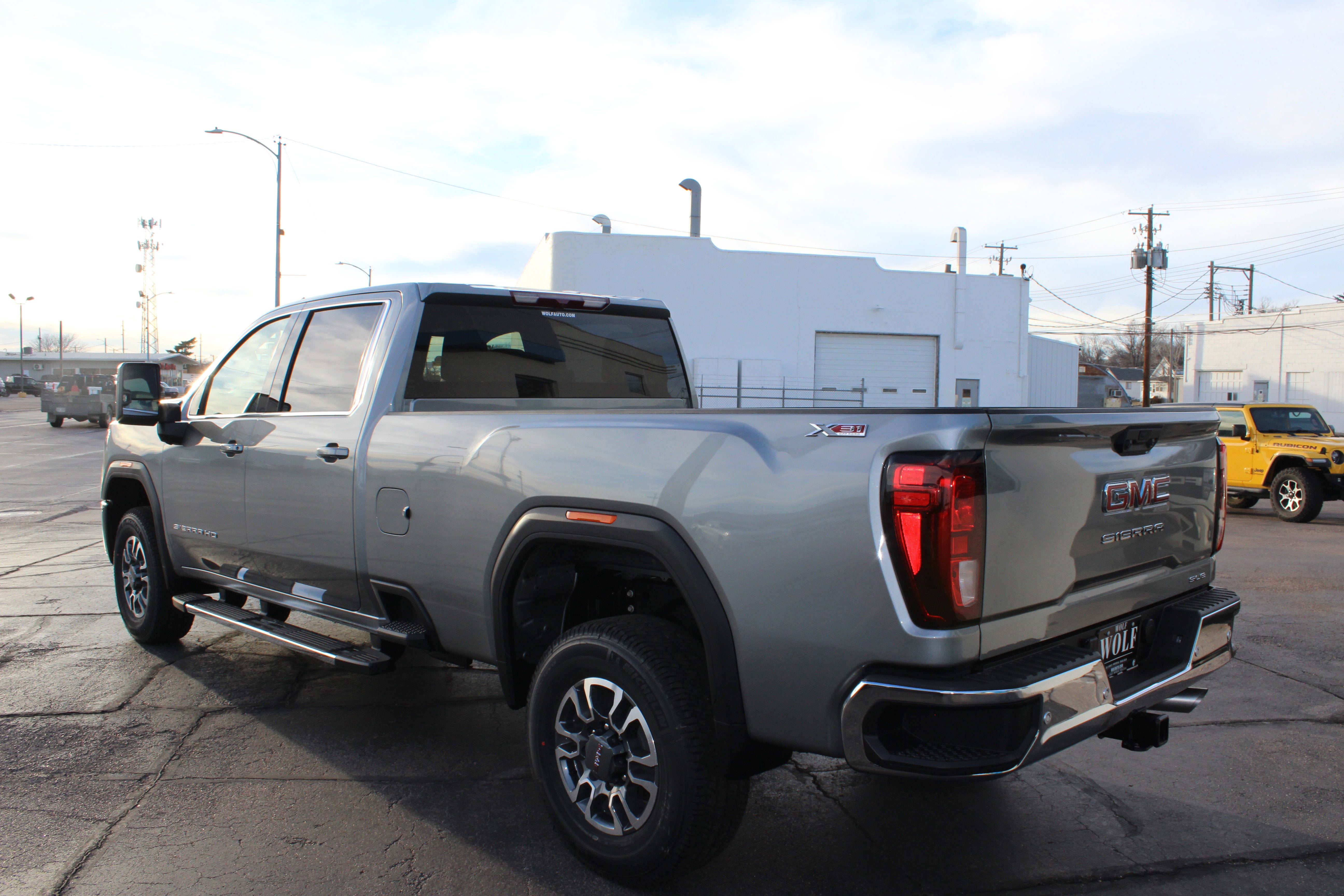 2026 GMC Sierra 3500 HD SLE