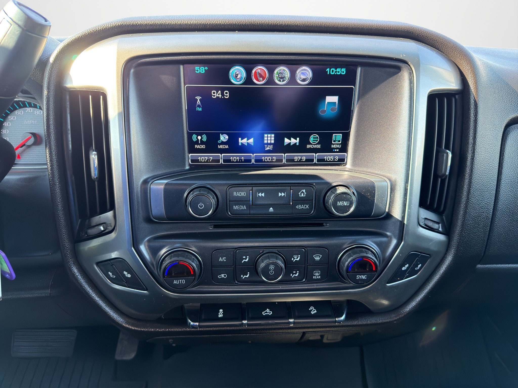 2019 Chevrolet Silverado LD LT