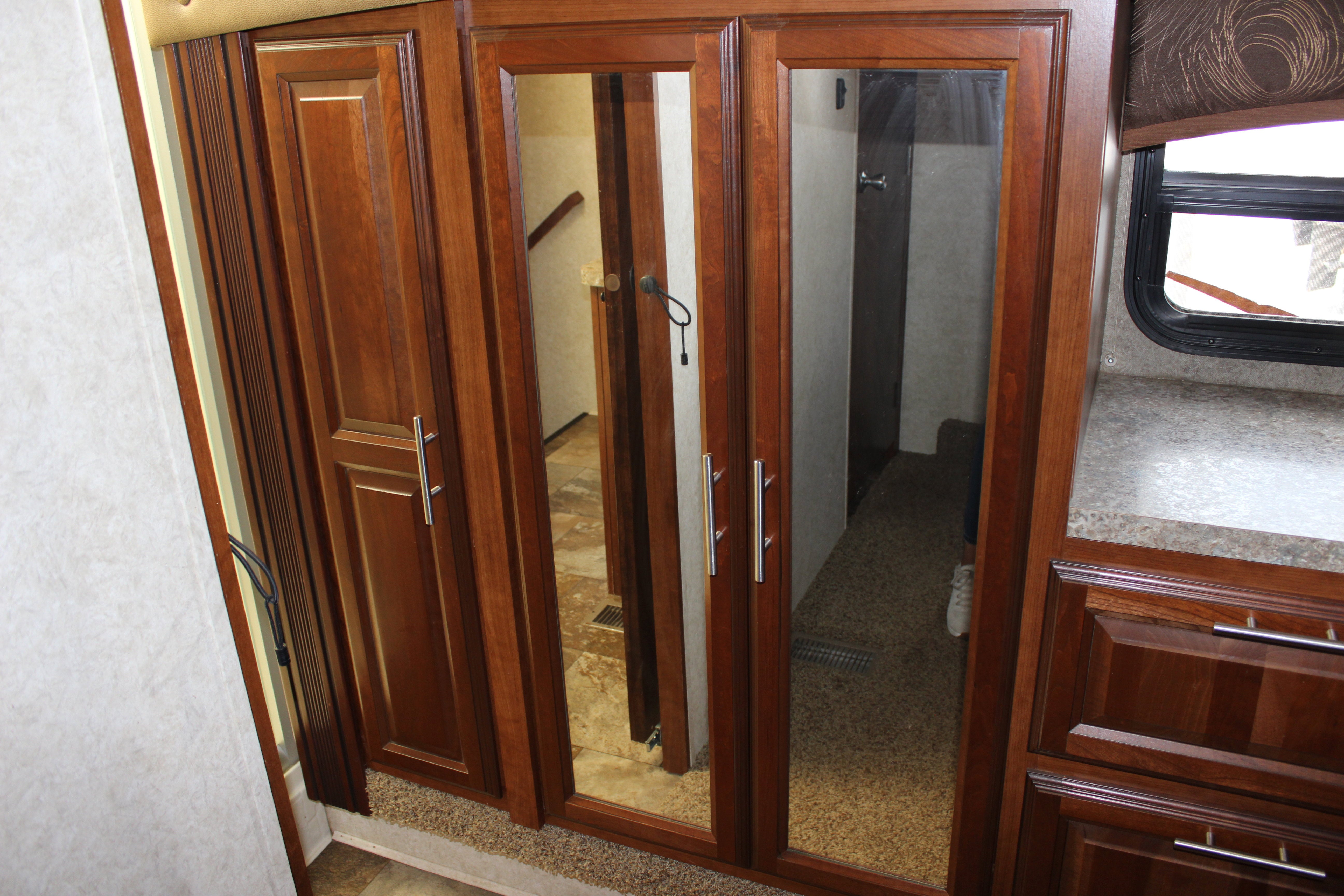 2014 FOREST RIV Wild Cat Base